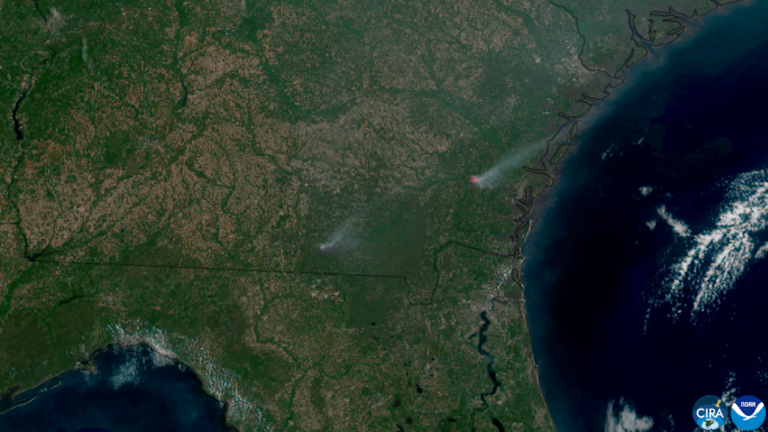 Fires Continue to Burn Across Southern Georgia (CIRA 2026-04-24).png