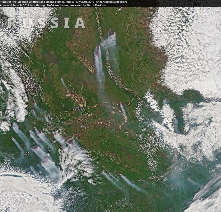 'Rings of Fire' Siberian wildfires and smoke plumes, Russia - July 30th, 2019 (48414660907).jpg